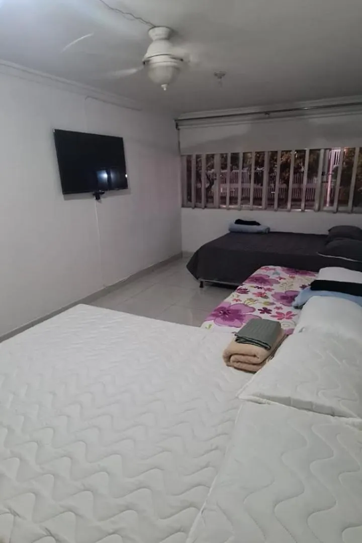 Apartamento En Estadio, Medellín 0*,  Colômbia